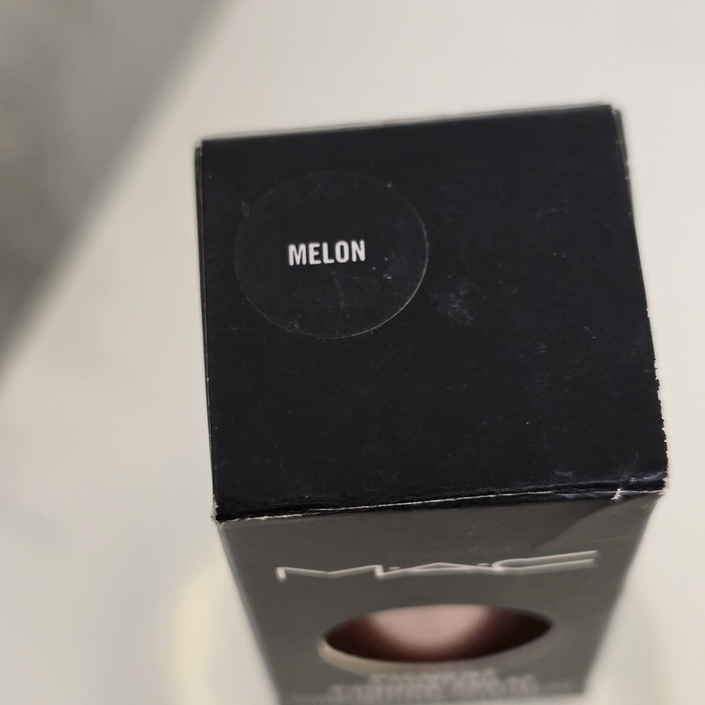 MAC Cosmetics Pigment - Melon - Picture 4 of 7